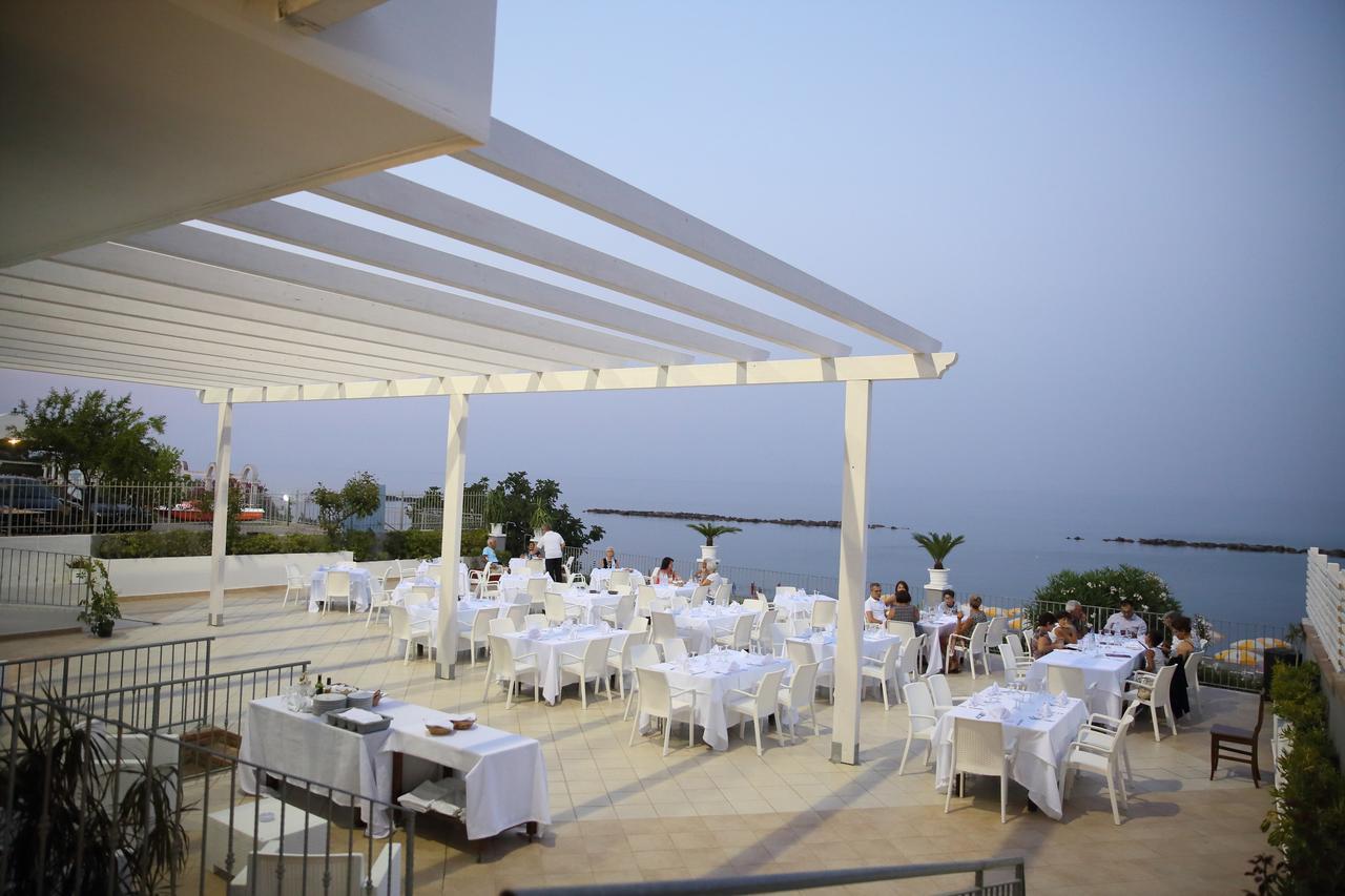 Hotel Dolce Stella Torre Melissa Exterior photo
